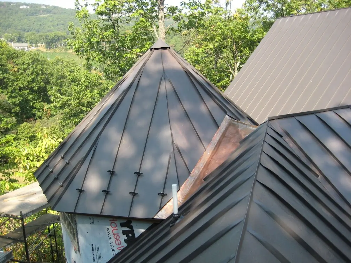 Professional Shingle Replacement & Repair by Craftsman Roofing in Highway Highlands